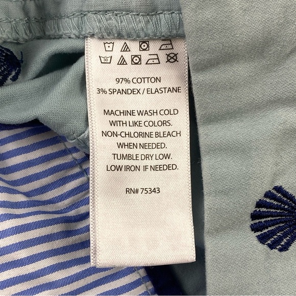 Cambridge Dry Goods Women's Light Blue Shell Embroidery Shorts Sz 10 - Picture 12 of 13